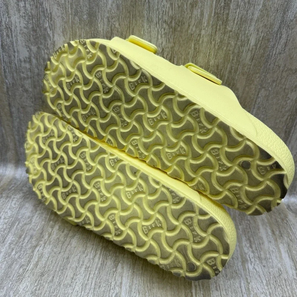 BIRKENSTOCK Arizona Essentials EVA Sandals 9‎ Slipper Popcorn Yellow
